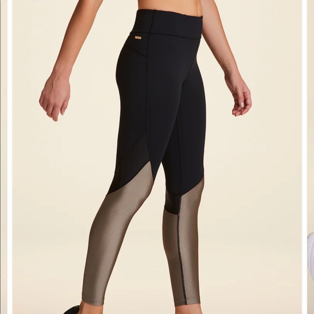 ALALA Captain Ankle Tight